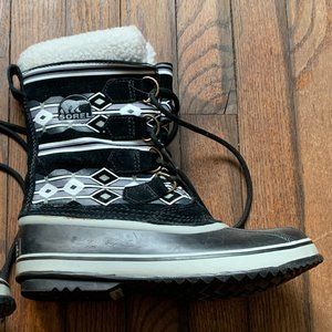 Sorel Women Duck Boots Pac Waterproof Size 6 Winter Snow Rain Black Aztec NL1715